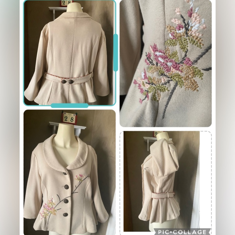 Nick & Moe (L) cream blazer - Beautiful embroidery & lining w/ a vintage feel